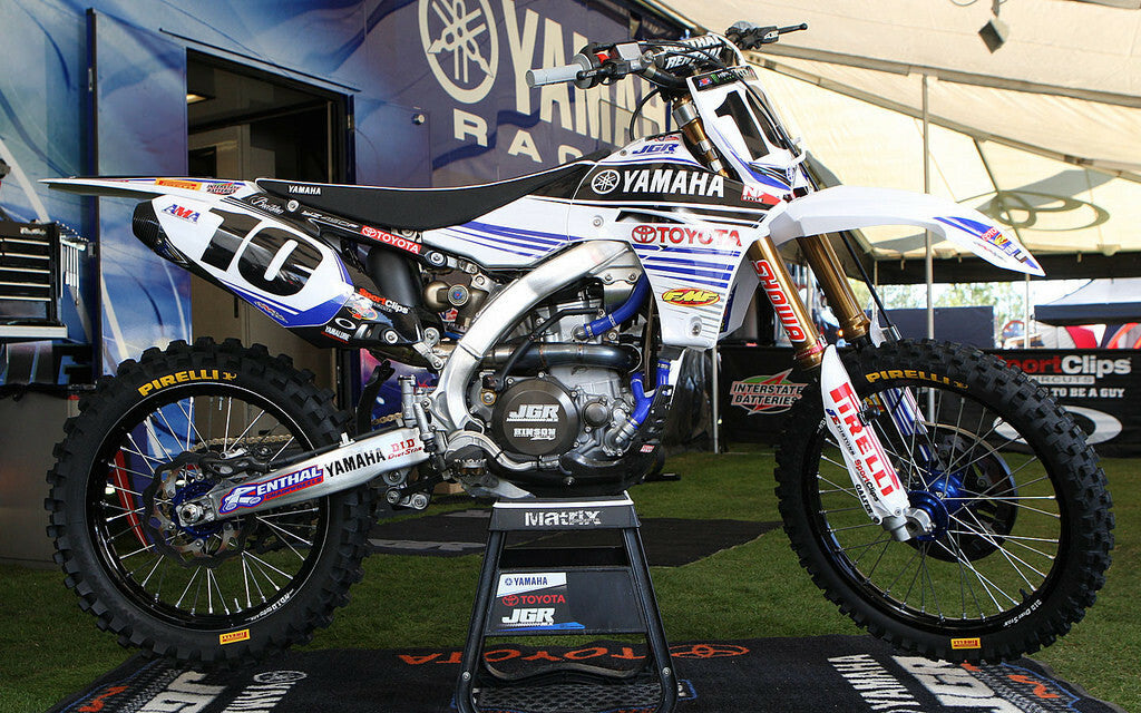 Justin Brayton JGR Yamaha White Graphics Kit